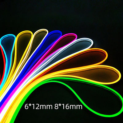 Tira flexível colorida do diodo emissor de luz do silicone, tubo de néon impermeável do diodo emissor de luz para o quadro de avisos