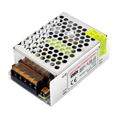 O universal da C.C. 12V 50W 4.2A regulou C.A. de comutação 100V 240V da fonte de alimentação ao interruptor da C.C.